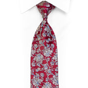 Silberne Seidenkrawatte mit Anthemion-Blumenmuster und burgunderfarbenem Strassstein